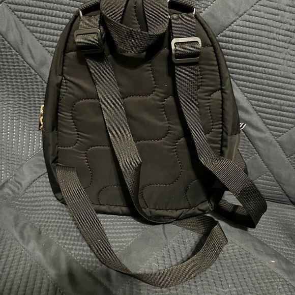 EUC WOMENS ADIDAS BACKPACK 10x10 - Picture 3 of 10